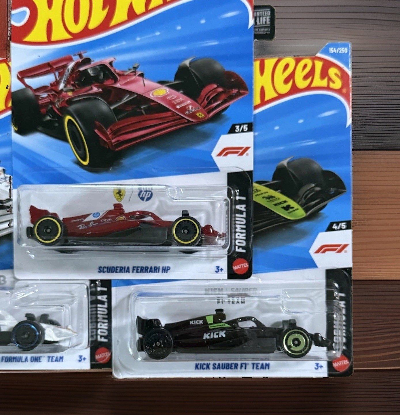 2026 Hot Wheels Formula 1 SET 5 McLaren Racing Bulls Ferrari KICK Aston Martin