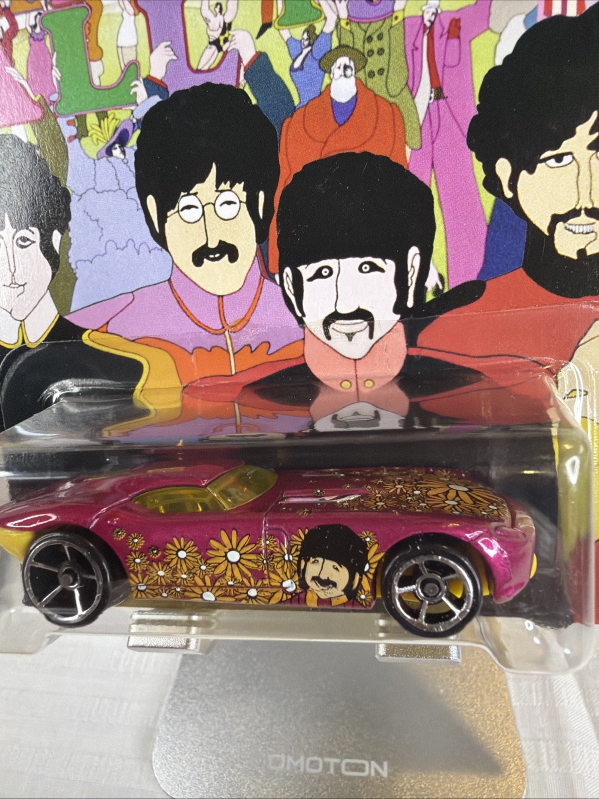 Hot Wheels 50th Anniversary The Beatles Yellow Submarine Full Set Of 6
