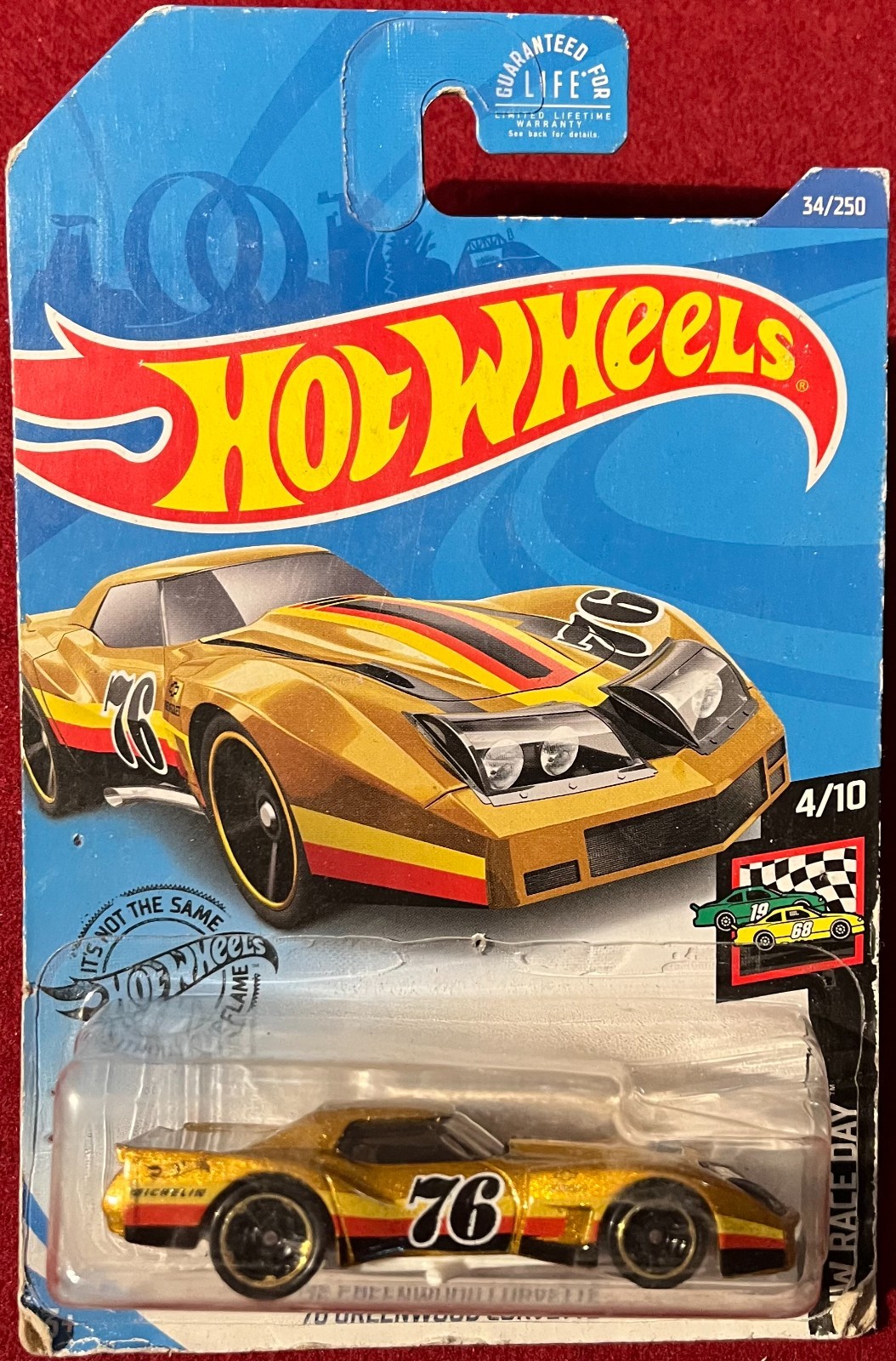 HOT WHEELS RACE DAY ’76 GREENWOOD CORVETTE GOLD 34/250. SEE COMBINED OFFERS!