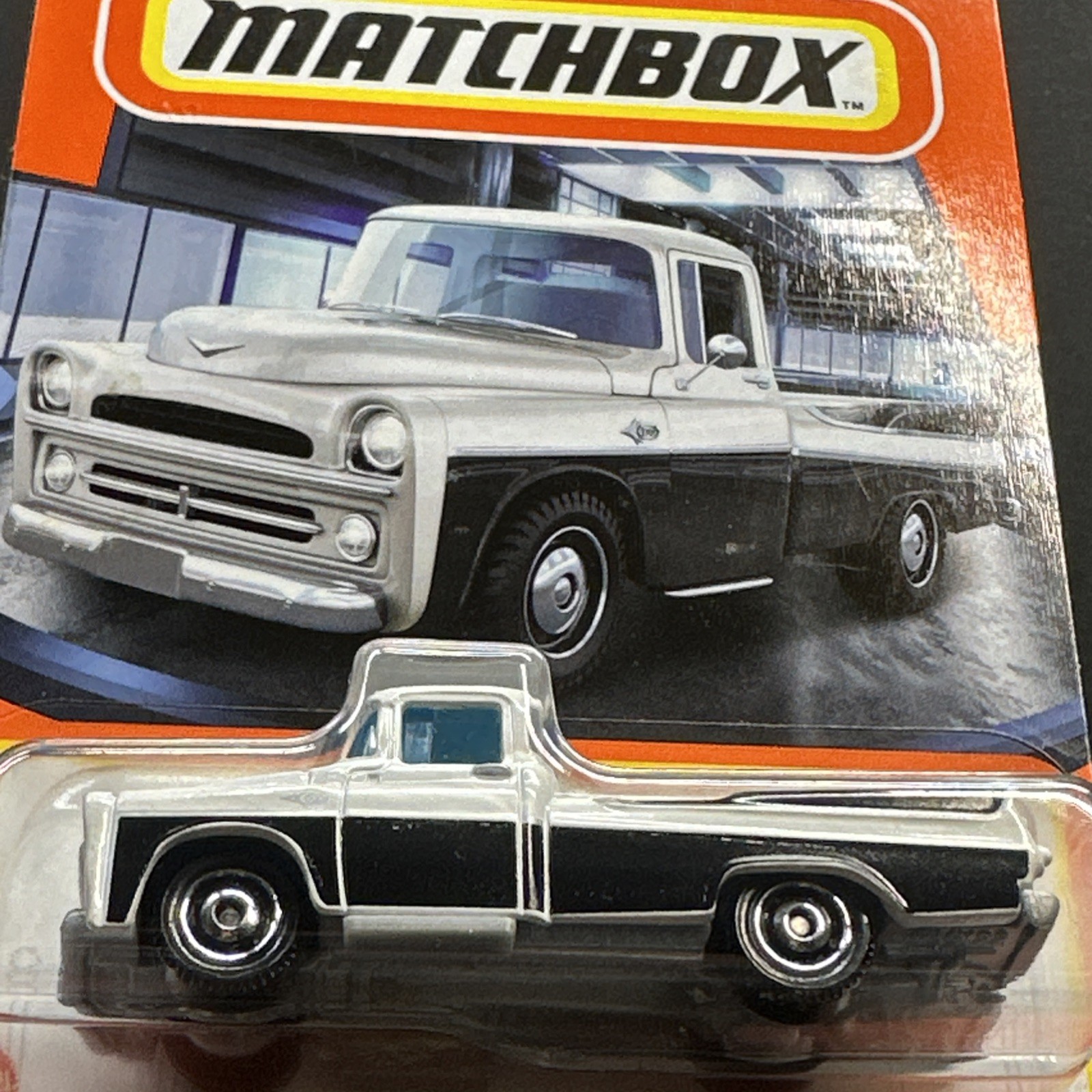 MATCHBOX 70 YEARS DODGE SWEPTSIDE PICKUP BLACK & WHITE #14/100