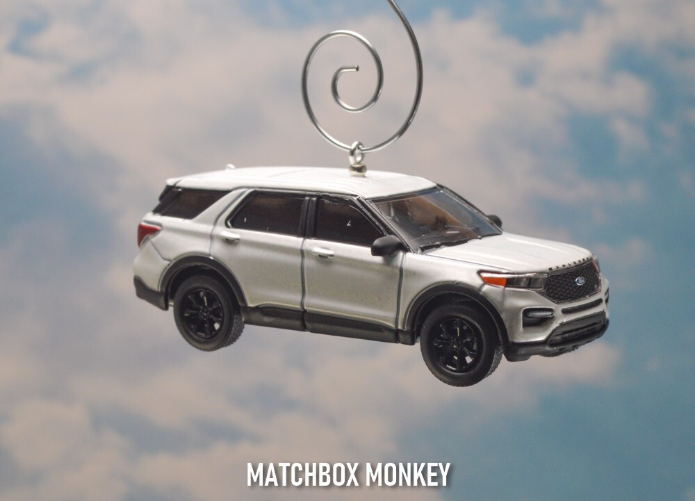 2022 Ford Explorer ST SUV Crossover Custom Christmas Ornament Adorno Badge 1/64