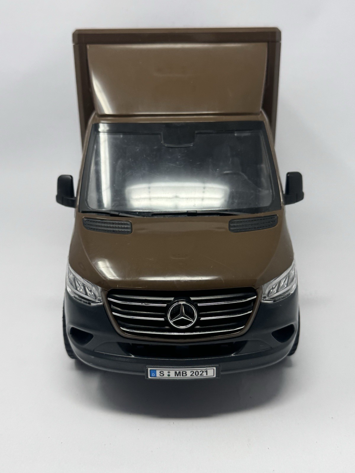 Bruder Brown UPS Mercedes-Benz Sprinte Delivery Truck Van 1/16