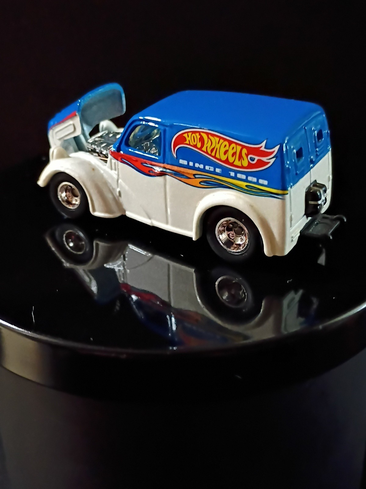 🔥🔥🔥🔥Hot Wheels Rod Custom Ford Anglia Panel Delivery Van Blue HW Logo 🔥🔥🔥