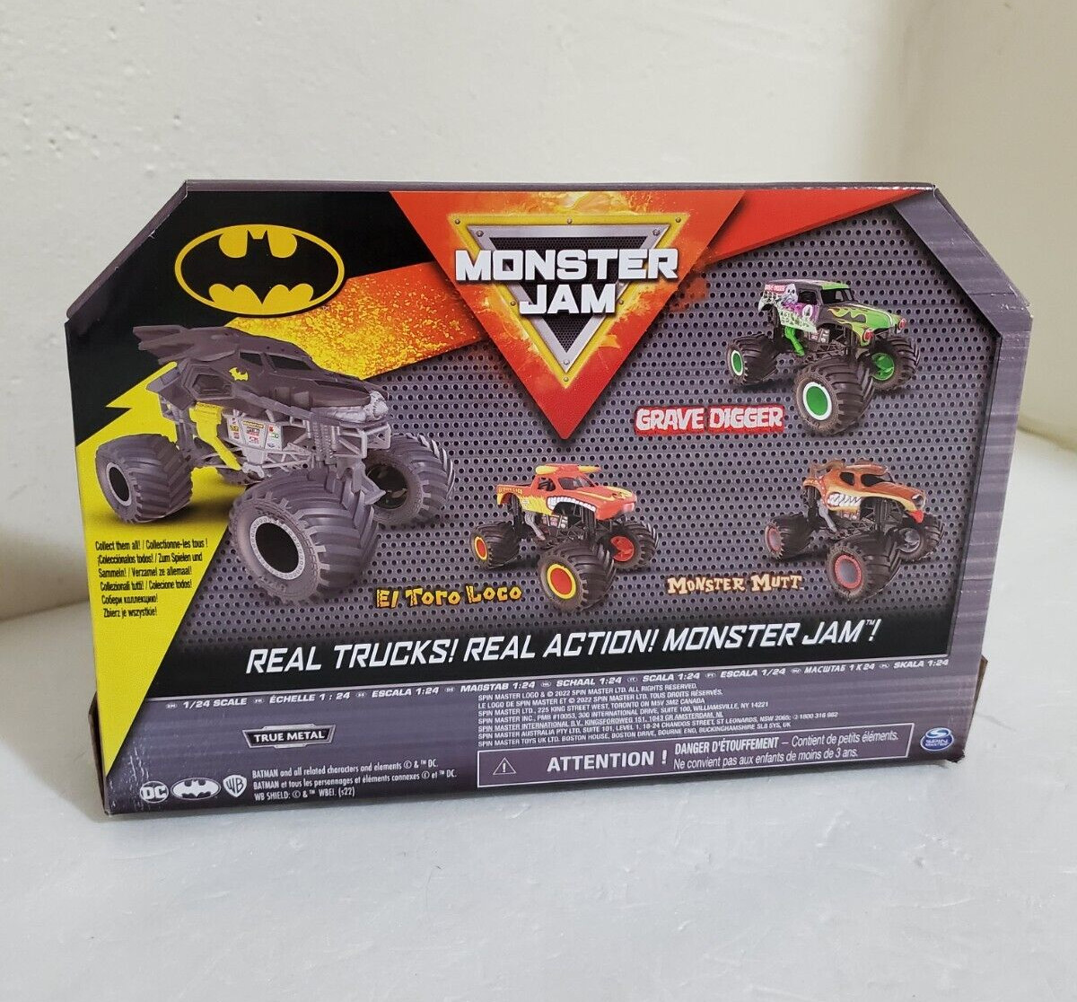Monster Jam Batman Series 16 True Metal 1:24 Scale by Spin Master Collectible