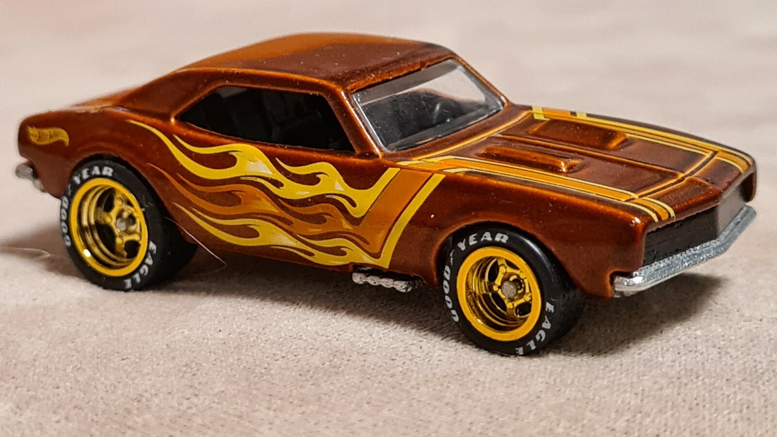 Hot Wheels Good Year Rubber Tires 24 sets 5 Spoke 12/10 mm ( Gold+Black+White