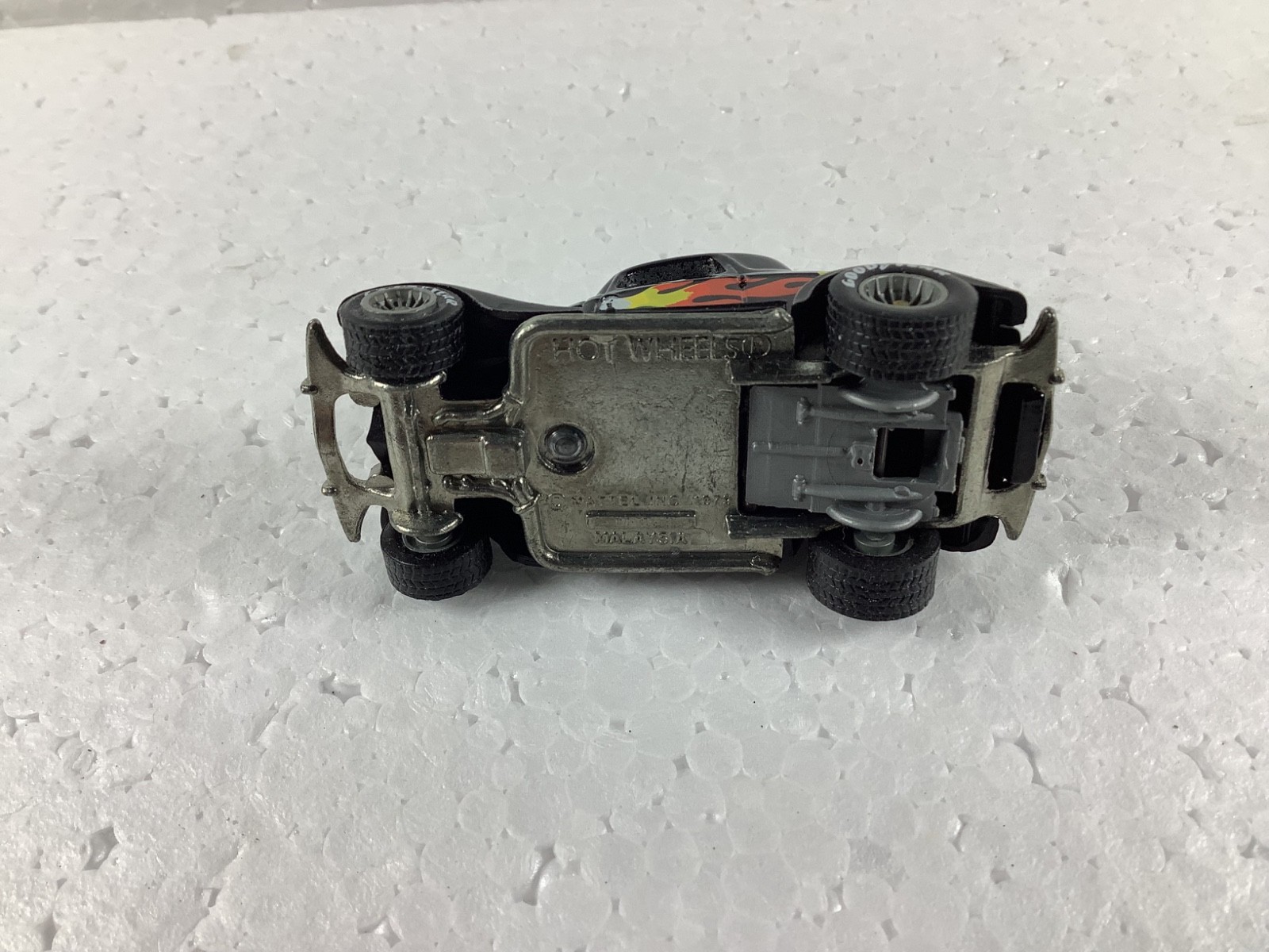 Vintage Hot Wheels Real Riders 1982 3 Window ’34 Ford/Black/Flames/Grey Hubs/HTF