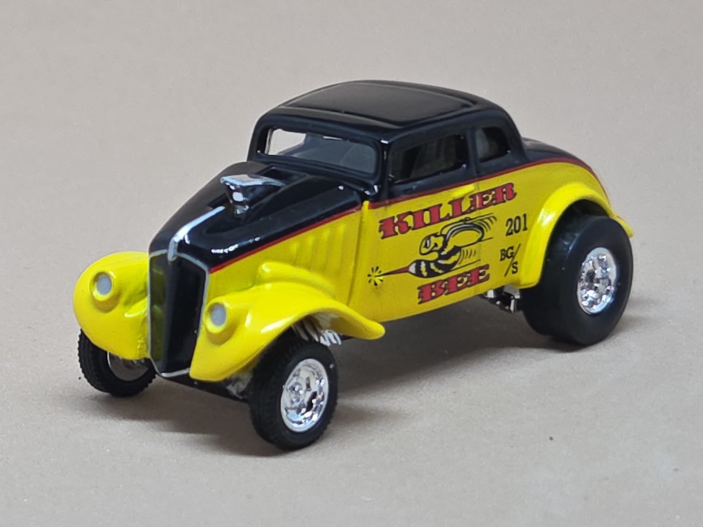 Limited Edition Vintage Racing Killer Bee 1933 33 Willys Gasser 1/64 Scale NHRA