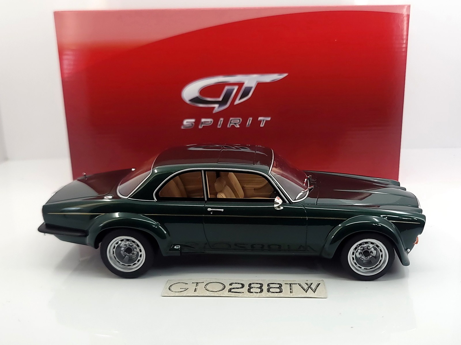 GT Spirit 1:18 scale Jaguar XJ12 Coupe Broadspeed “Big Cat” 1977(L.E 1500) GT135