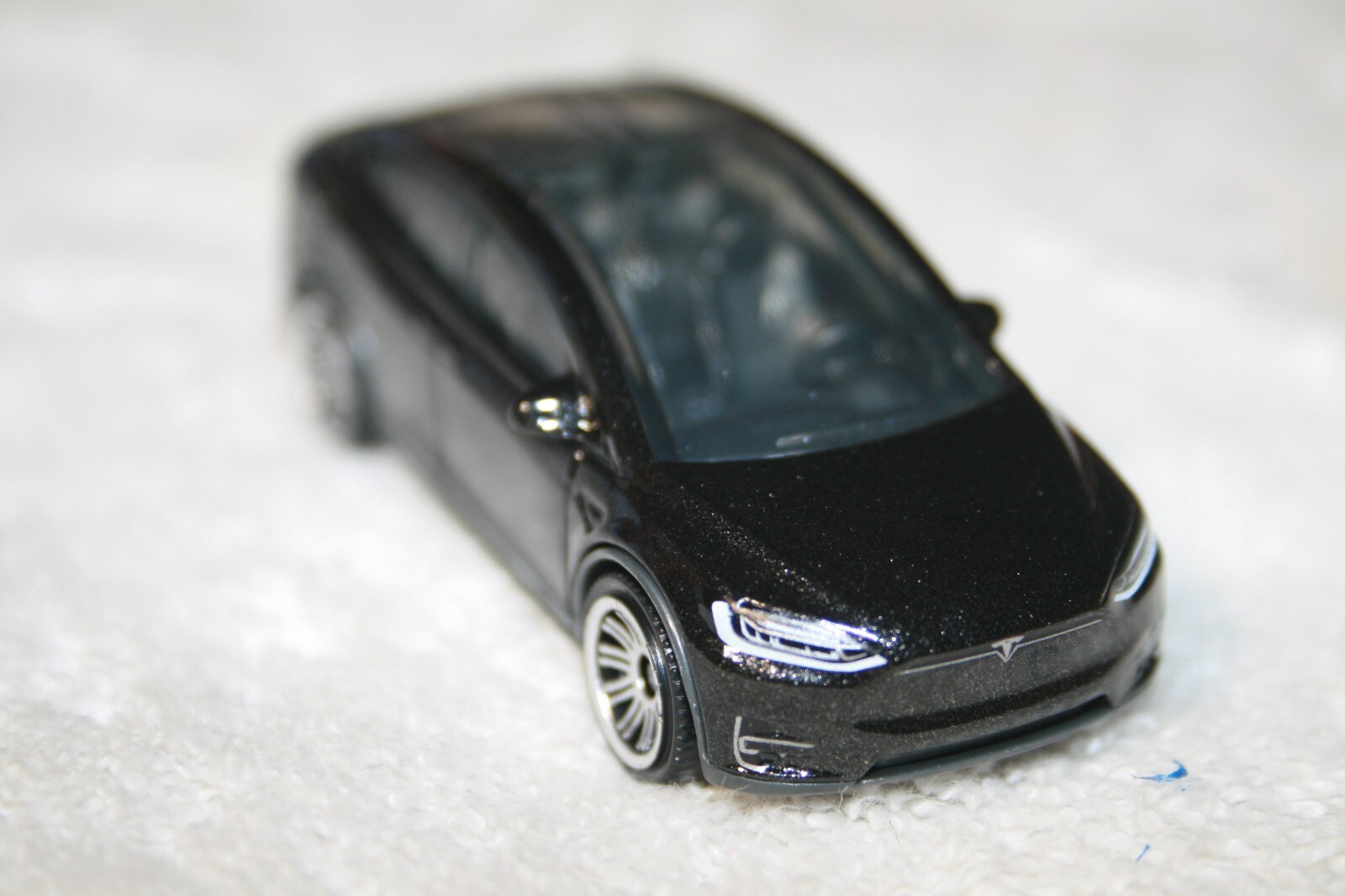 MATCHBOX 💥 2020 BLACK METALLIC TESLA MODEL X 💥🔌🔋20th ANNIVERSARY EDITION