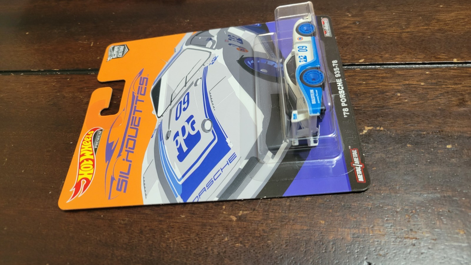 Hot Wheels Premium 1/64 Silhouettes Porsche 935 -78 Car Culture Real Riders