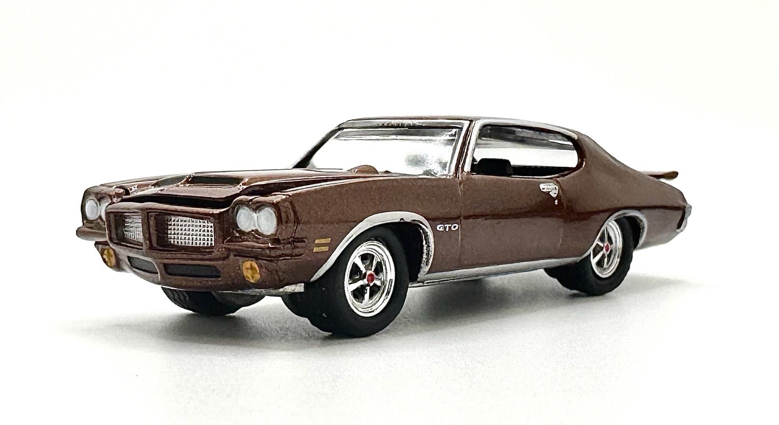 1971 Pontiac GTO 400 V8 – Castilian Bronze Poly – 1/64 “S” Scale – 2nd Gen.