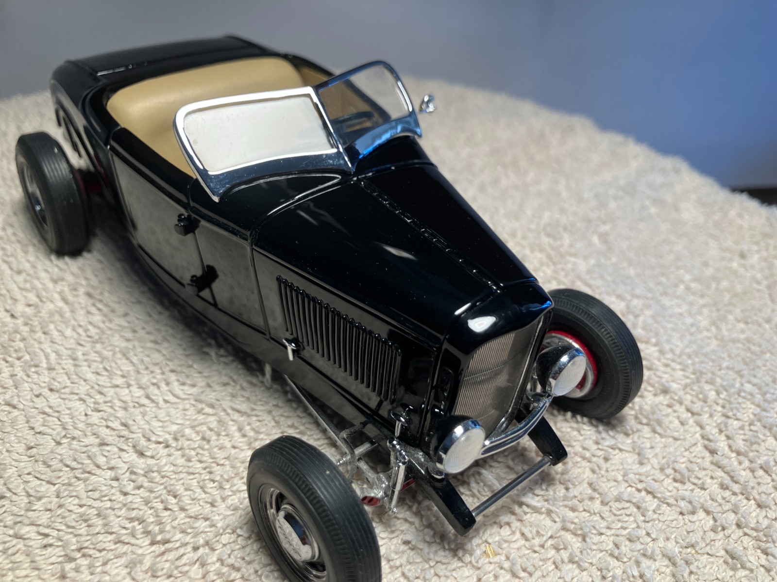 Danbury Mint 1/24 1932 Ford Deuce Highboy