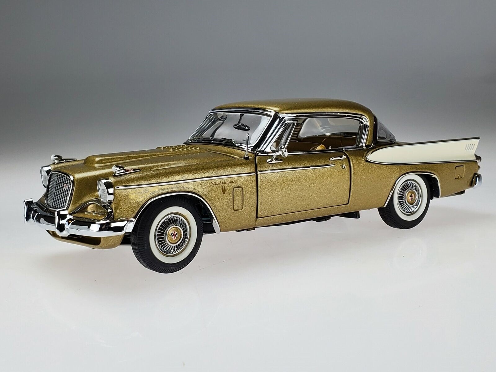 Studebaker Classic Car Custom Built Metal Model Concept 1 Race Vintage24Promo18