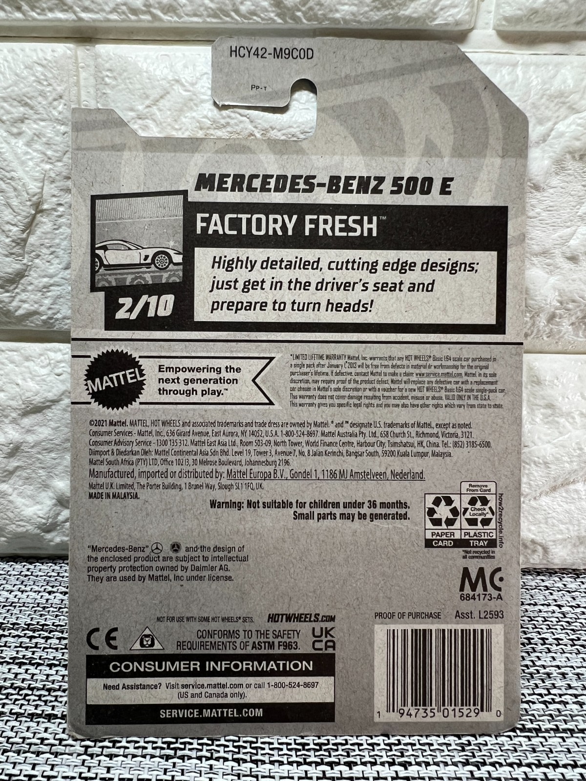 Hot Wheels Factory Fresh 2/10 Mercedes-Benz 500 E 86/250 Dollar General White