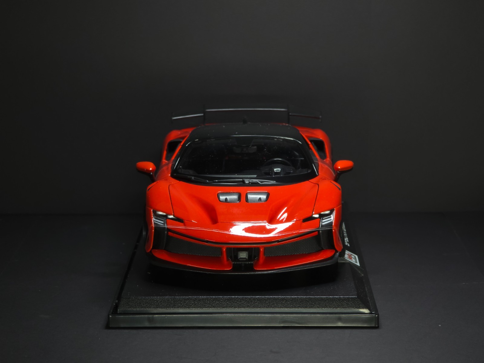 Ferrari SF90 XX Stradale 1:18 Maisto Exclusive Style Special Edition – Red
