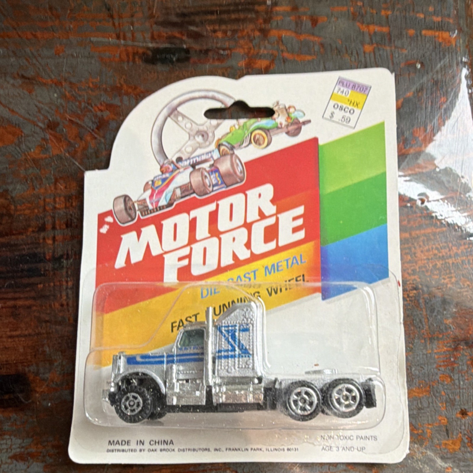 Motor Force Diecast Tractor Trailer Semi Truck Fast Running Wheel Ages 3-4 Years