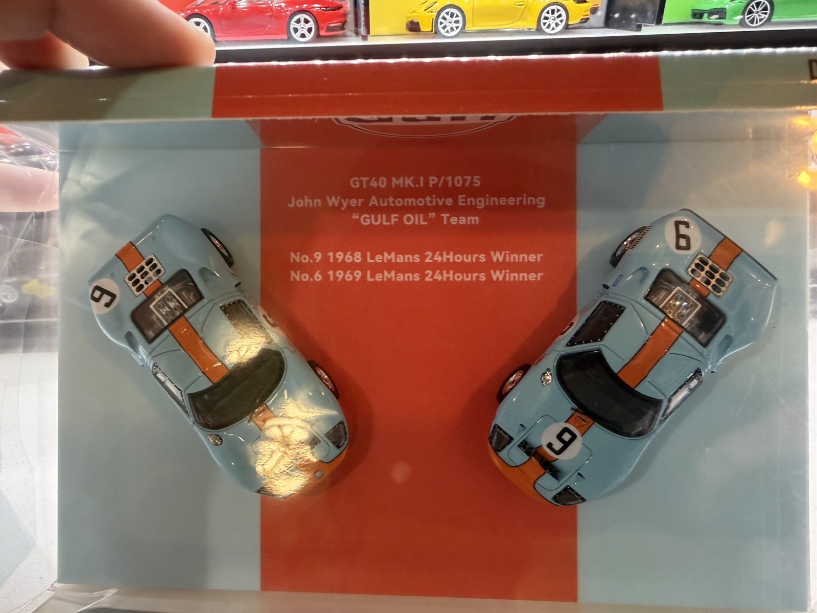 Finclassically 1:64 GT40 Gulf Livery 2-Car Set Diecast Collection US BASEDSELLER