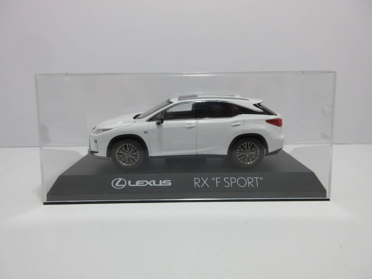 Mini car 1/43 Lexus RX F Sport LEXUS RX200t F SPORT White Nova glass flake