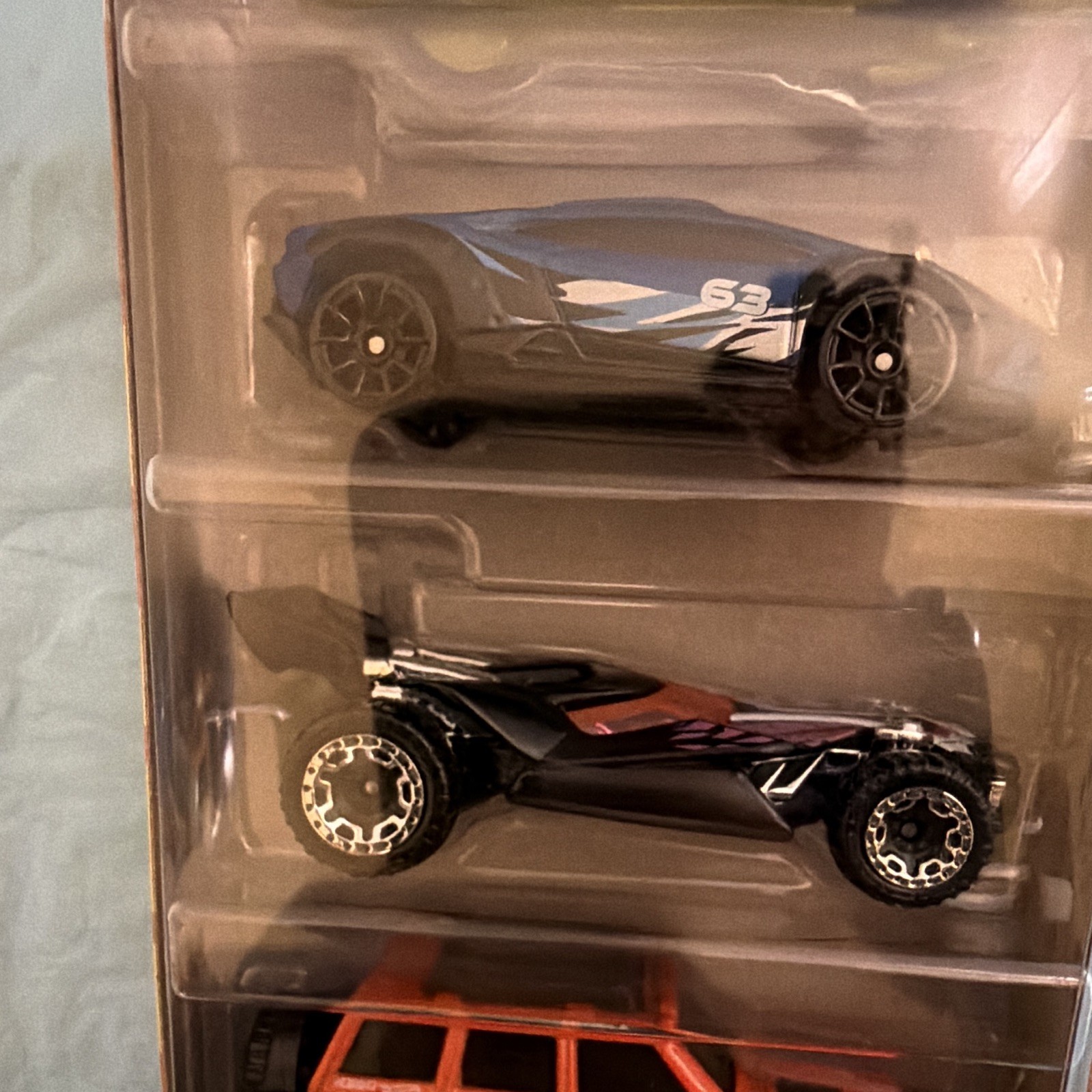 Hot Wheels Safari Mode 5-Pack 1:64 Diecast Cars Set, Unopened Box