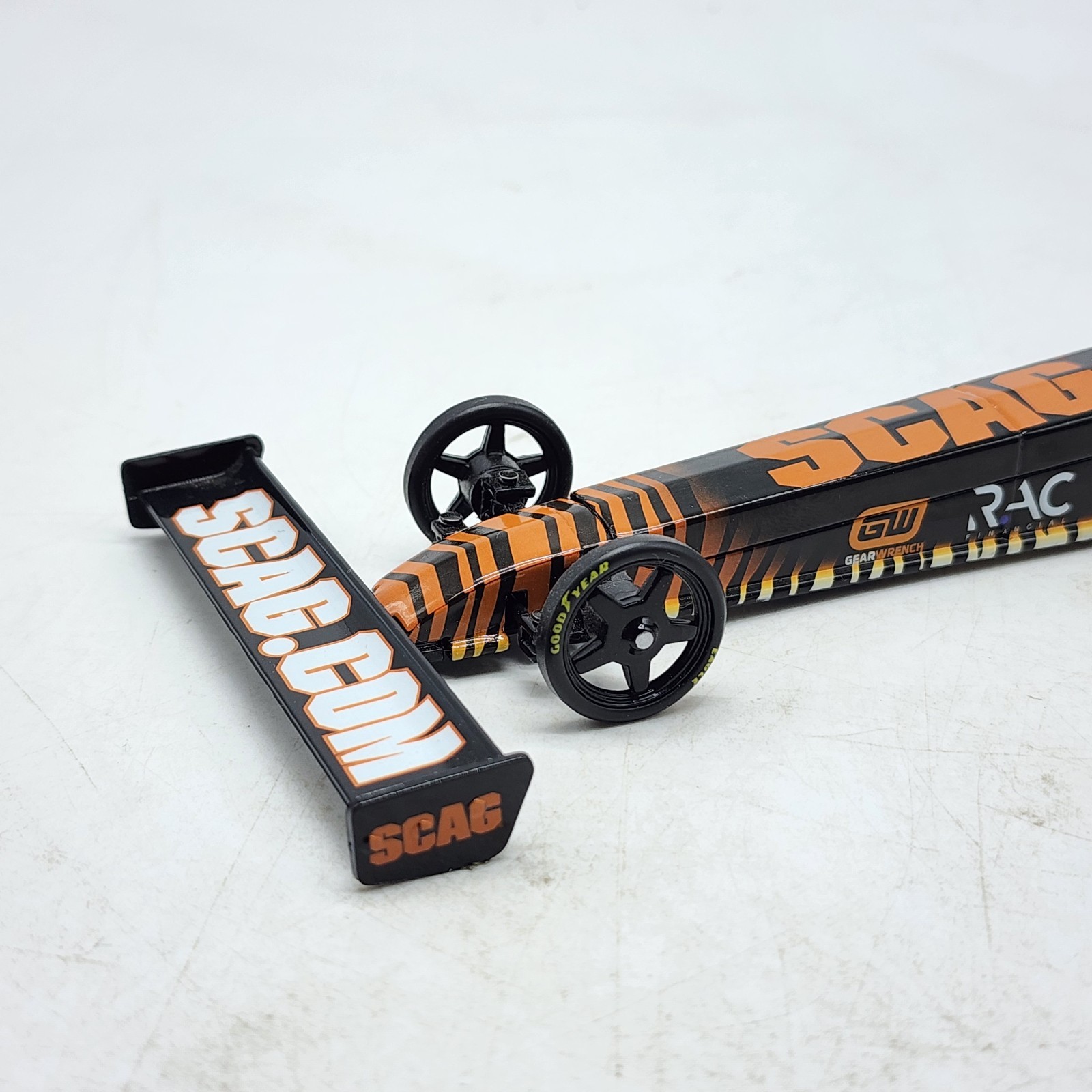 23D RC2 AutoWorld Tony Schumacher SCAG Equipment 2023 NHRA Topfuel Dragster 1/24