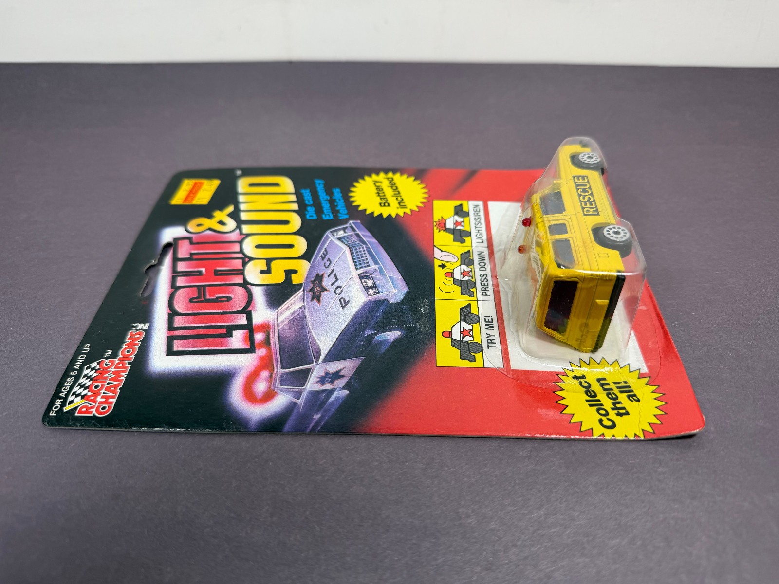 Racing Champions Light & Sound RESCUE Emergency Vehicle Vintage 1989