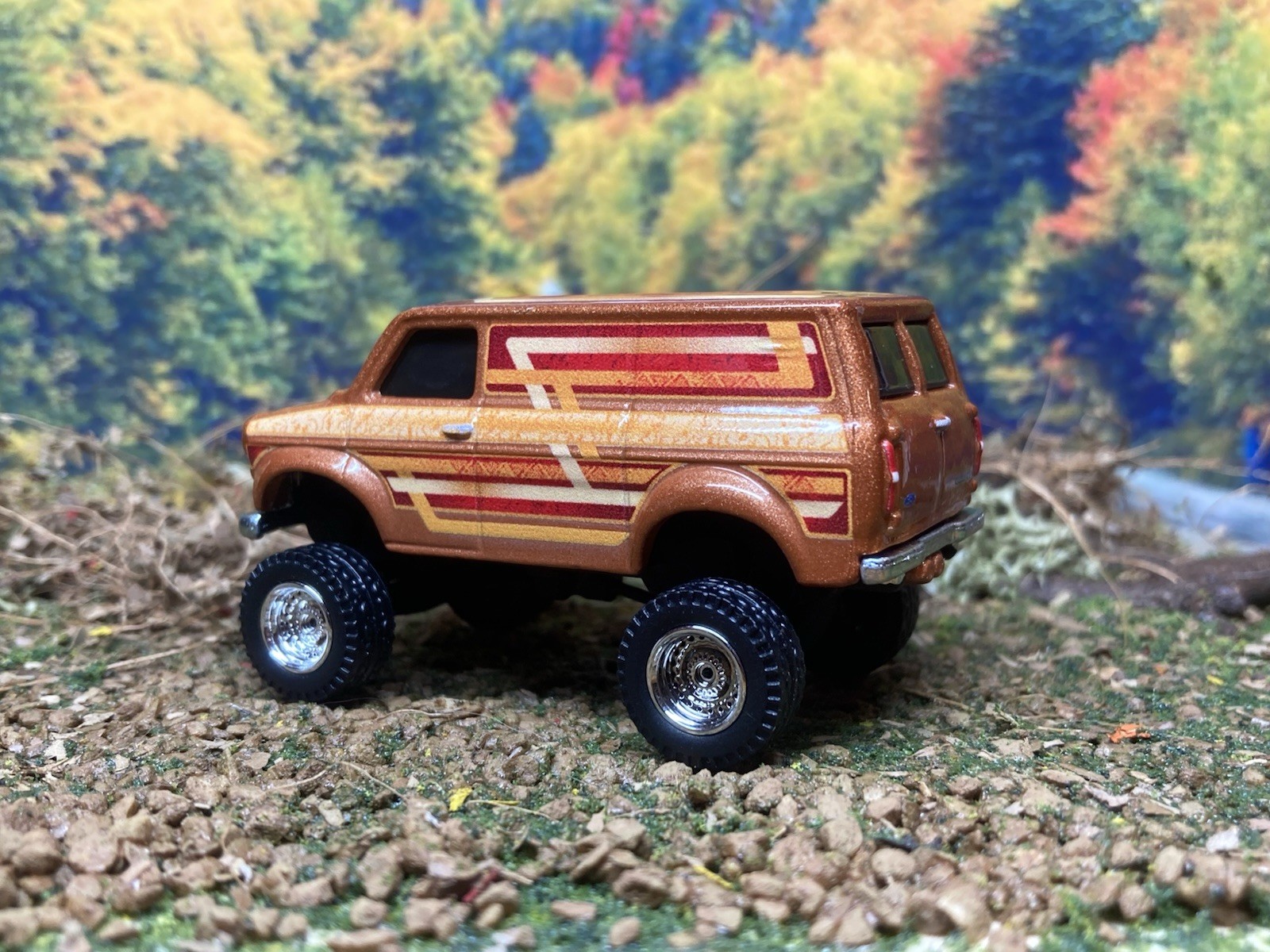 Ford Transit Supervan Lifted 4×4 Truck 1/64 Diecast Custom Hot Wheels Van