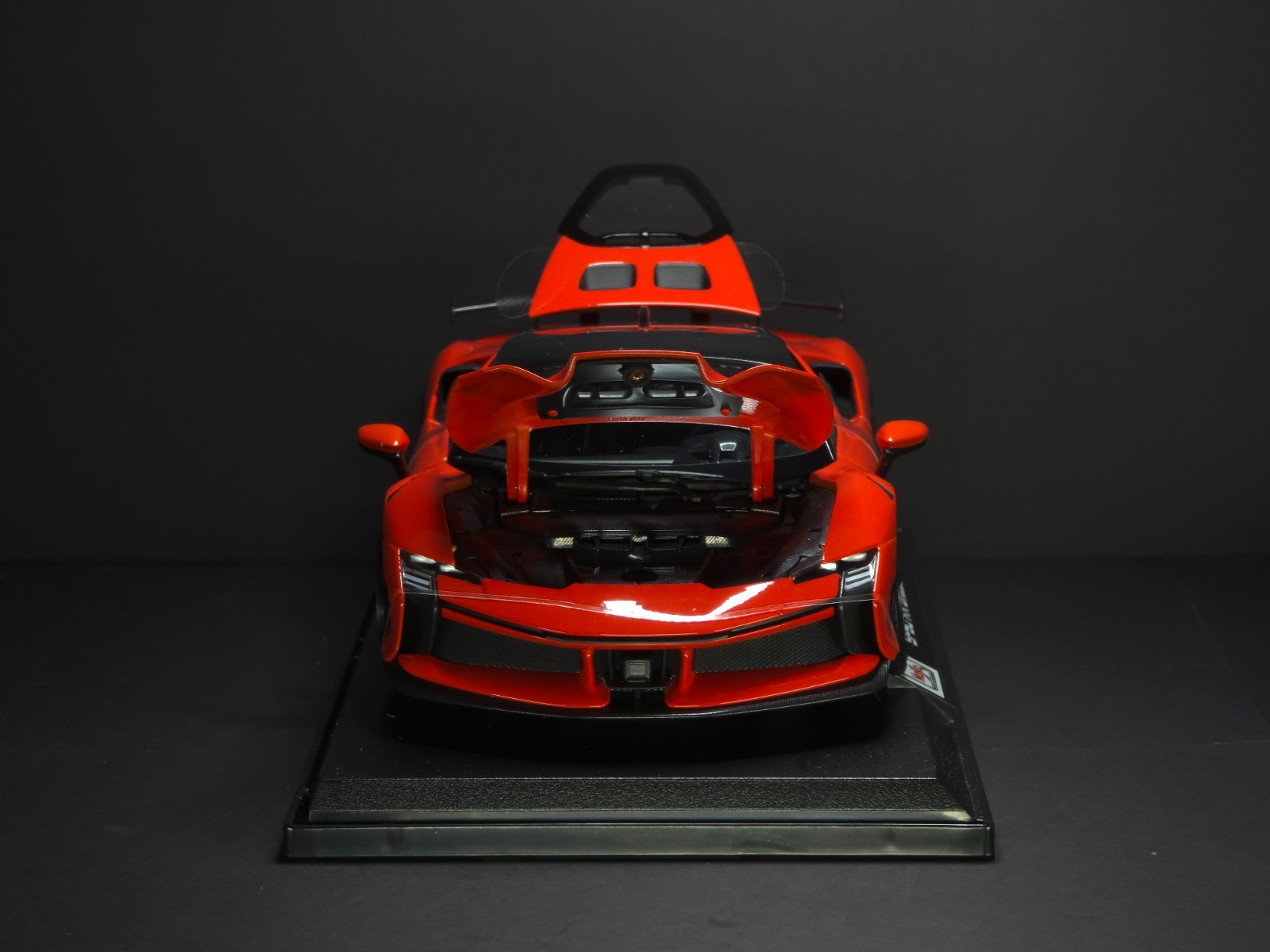 Ferrari SF90 XX Stradale 1:18 Maisto Exclusive Style Special Edition – Red