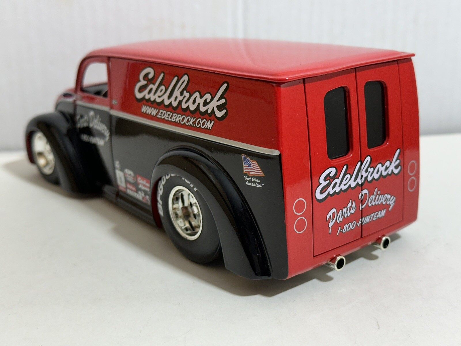 JADA DUB DIV CRUISER EDELBROCK RED / BLACK 1:24 DIECAST MODEL CAR NEW NO BOX