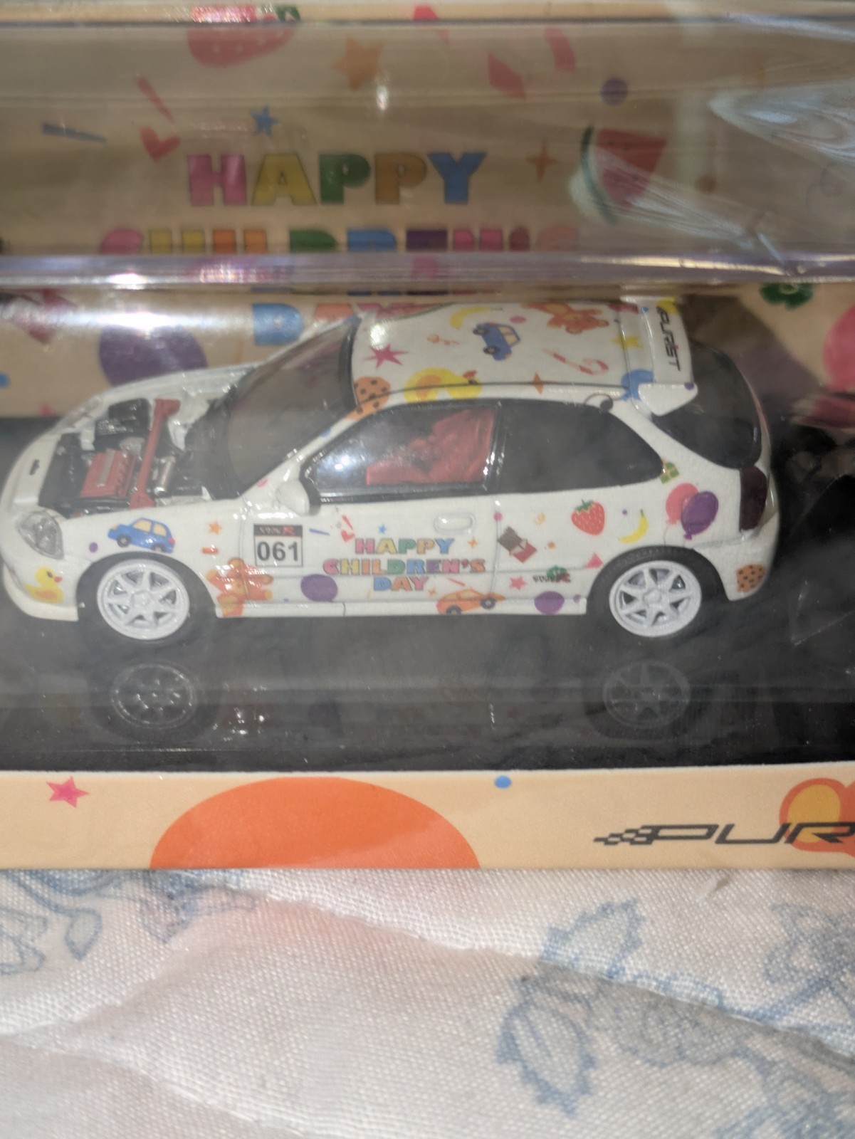 Motorhelix Civic Ek9 Happy Children Day 1:64 Diecast