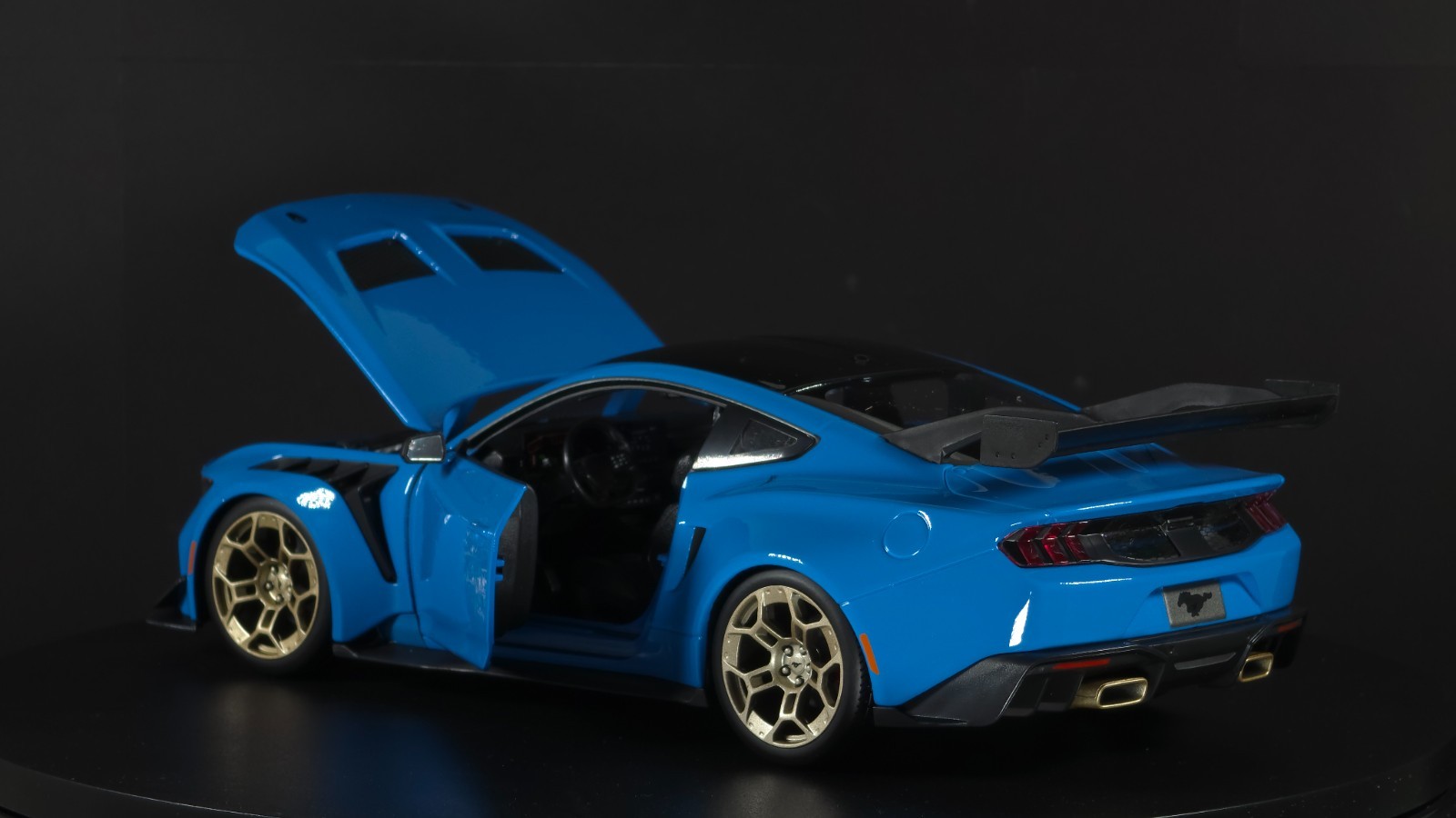 2025 Ford Mustang GTD 1:18 Maisto Exclusive Style Special Edition