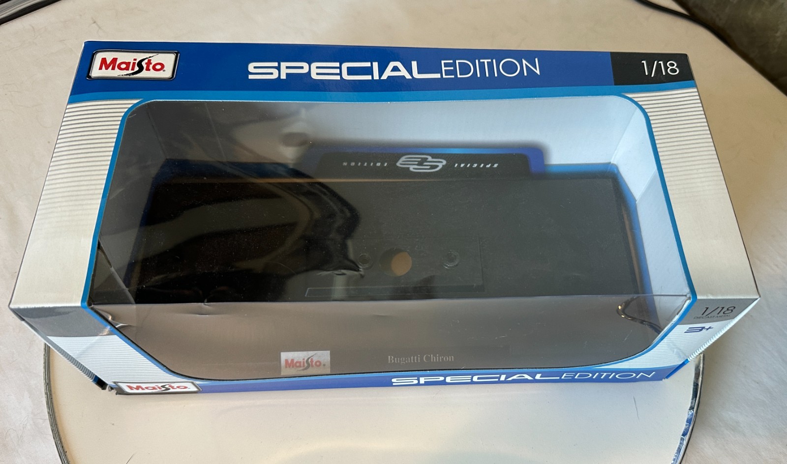 Bugatti Red Chiron Maisto Special Edition 1:18 Scale Diecast – 46629