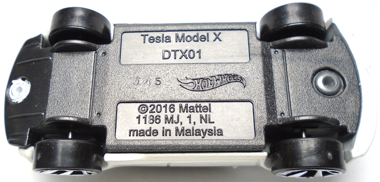 2016 HOT WHEELS TESLA MODEL X WHITE 1:64 DIECAST 2 7/8″ CAR WITH SILVER RIMS