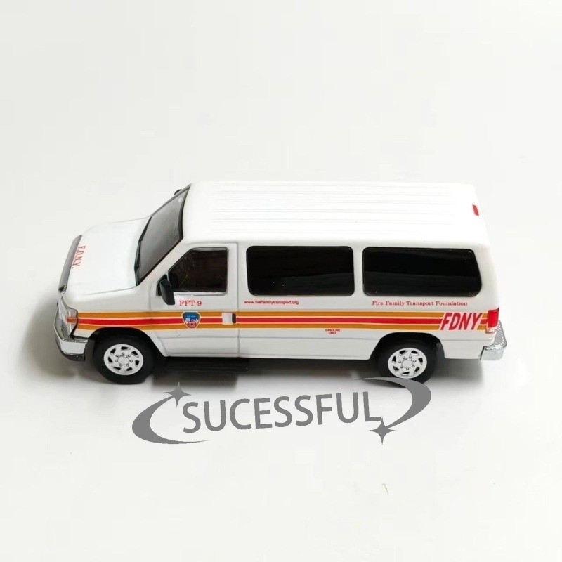 Greenlight 1:64 1978 Ford E-350 NYFD Ambulance Diecast Car Model