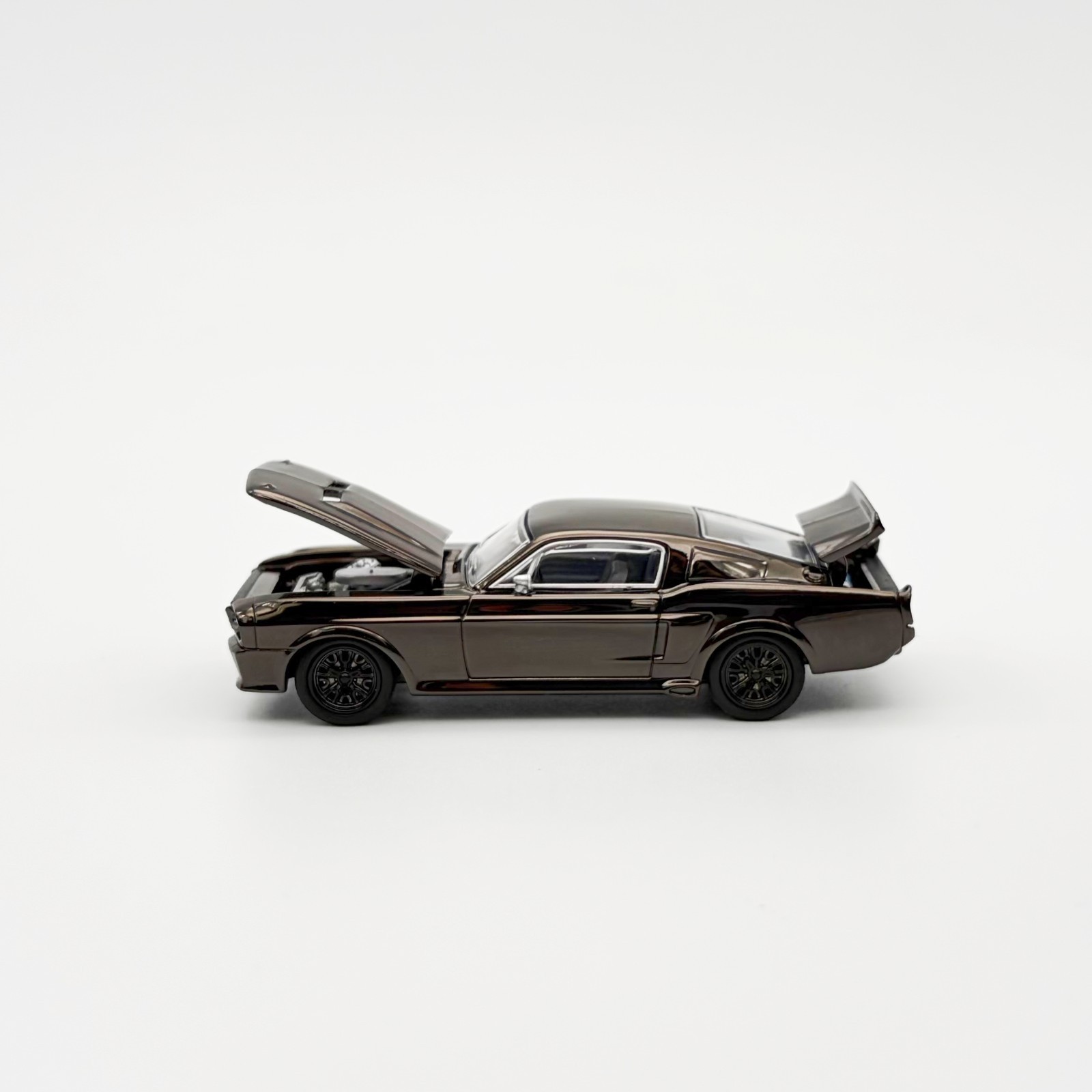 Pop Race 1:64 Shelby Mustang GT500 Dark Chrome – PRDC004