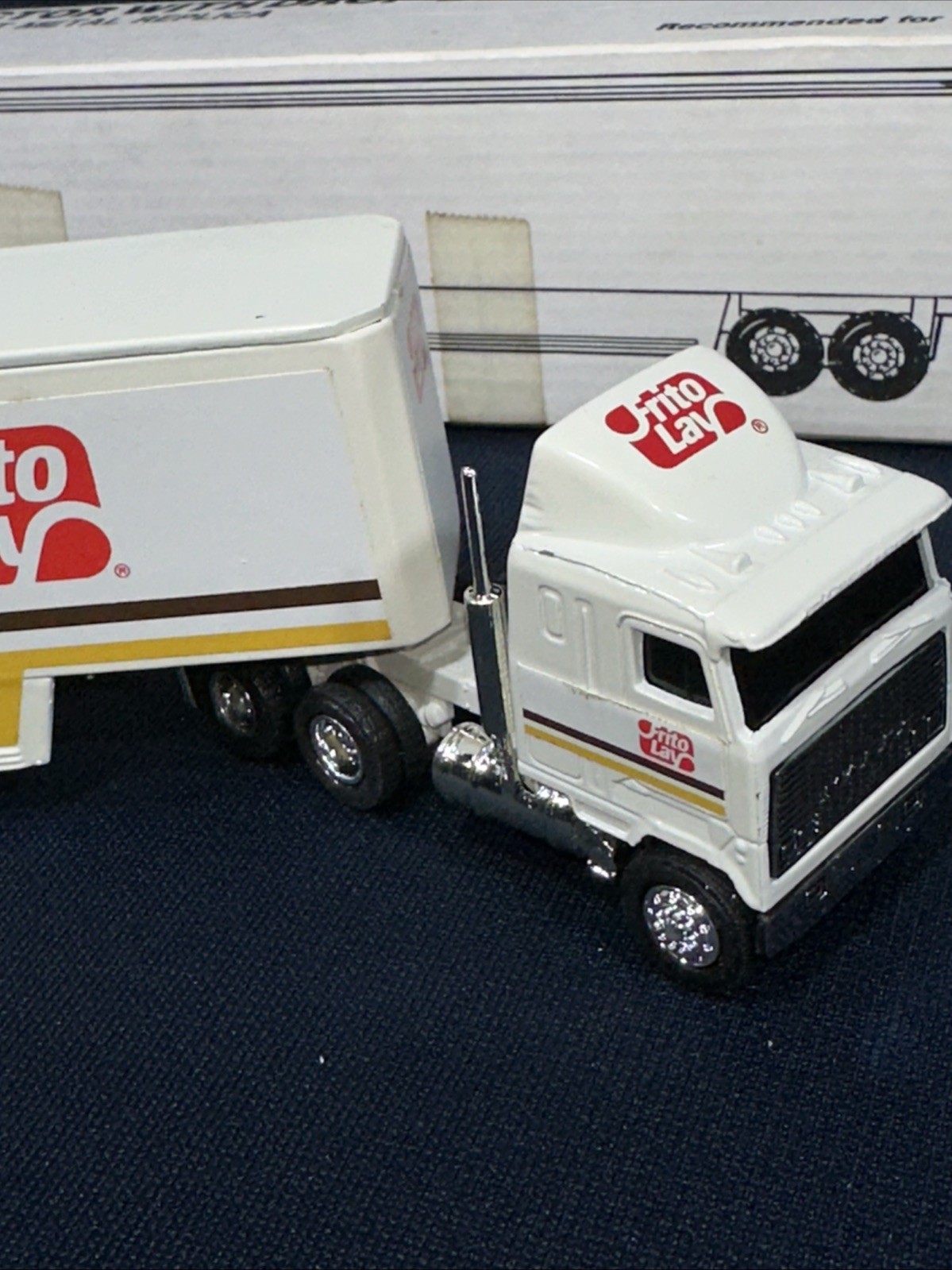 Ertl Frito Lay MACK Cabover Tractor with Drop Bed Trailer 1/64 Diecast NIB