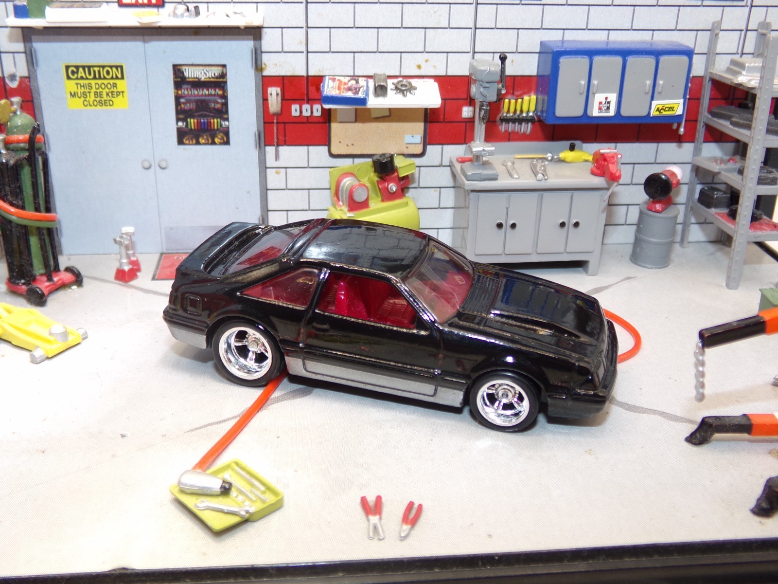 Hot Wheels 92 FORD MUSTANG CUSTOM Super Real Riders Wheel Swap