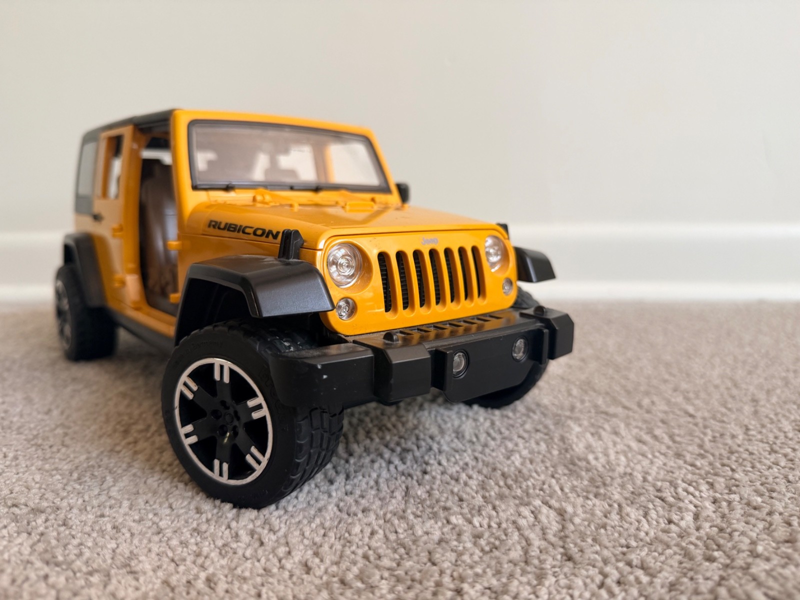 Bruder Jeep Wrangler Rubicon Unlimited *FOR PARTS*