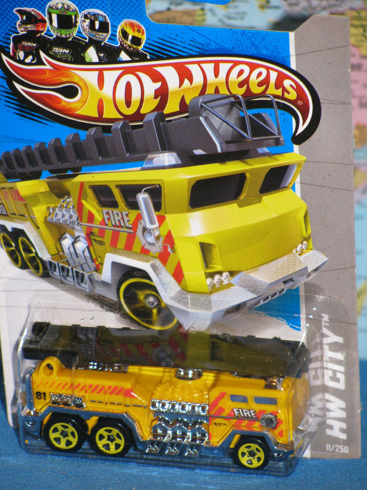 HOT WHEELS 5 ALARM FIRE TRUCK #11/250 HW CITY ***BRAND NEW & RARE***