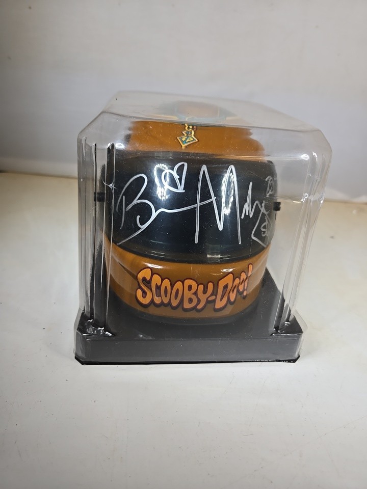 Monster Jam Series 1 Scooby Doo Mini Helmet . RARE! AUTOGRAPHED