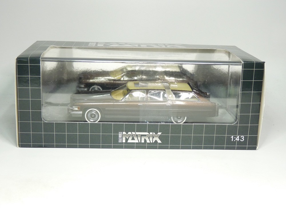 Matrix MX20301-311 1/43 1976 Cadillac Fleetwood Castillian Wagon Resin Model Car