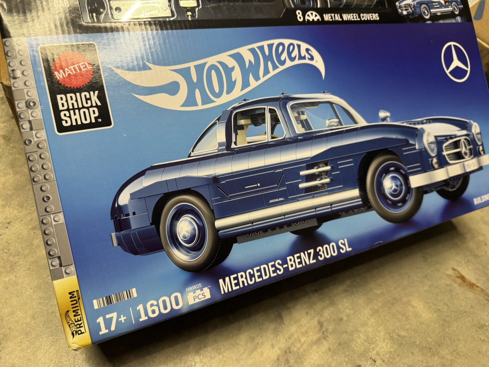 Mattel Brick Shop Hot Wheels Premium Series Building Set Mercedes-Benz 300 SL