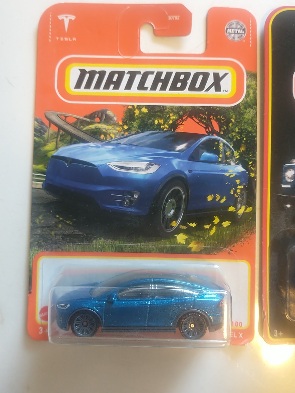 53/100 MATCHBOX EV TESLA MODEL X METALLIC BLUE Mercedes Benz G 500