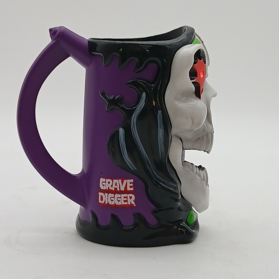 MONSTER JAM GRAVEDIGGER CUP 6in. Lights up Red & Green New Batt.