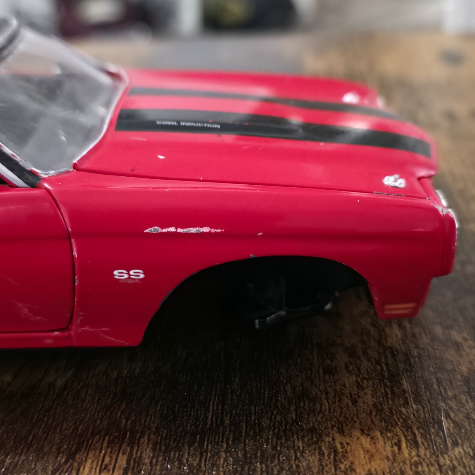 Crown Premiums 1970 Chevelle SS 454 Red/Black 1:24 Diecast Bank GM – Read Descri