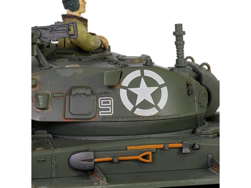 M24 CHAFFEE TANK “8TH AD 36TH TB-US ARMY” 1/32 BY FORCES OF VALOR 801002 A