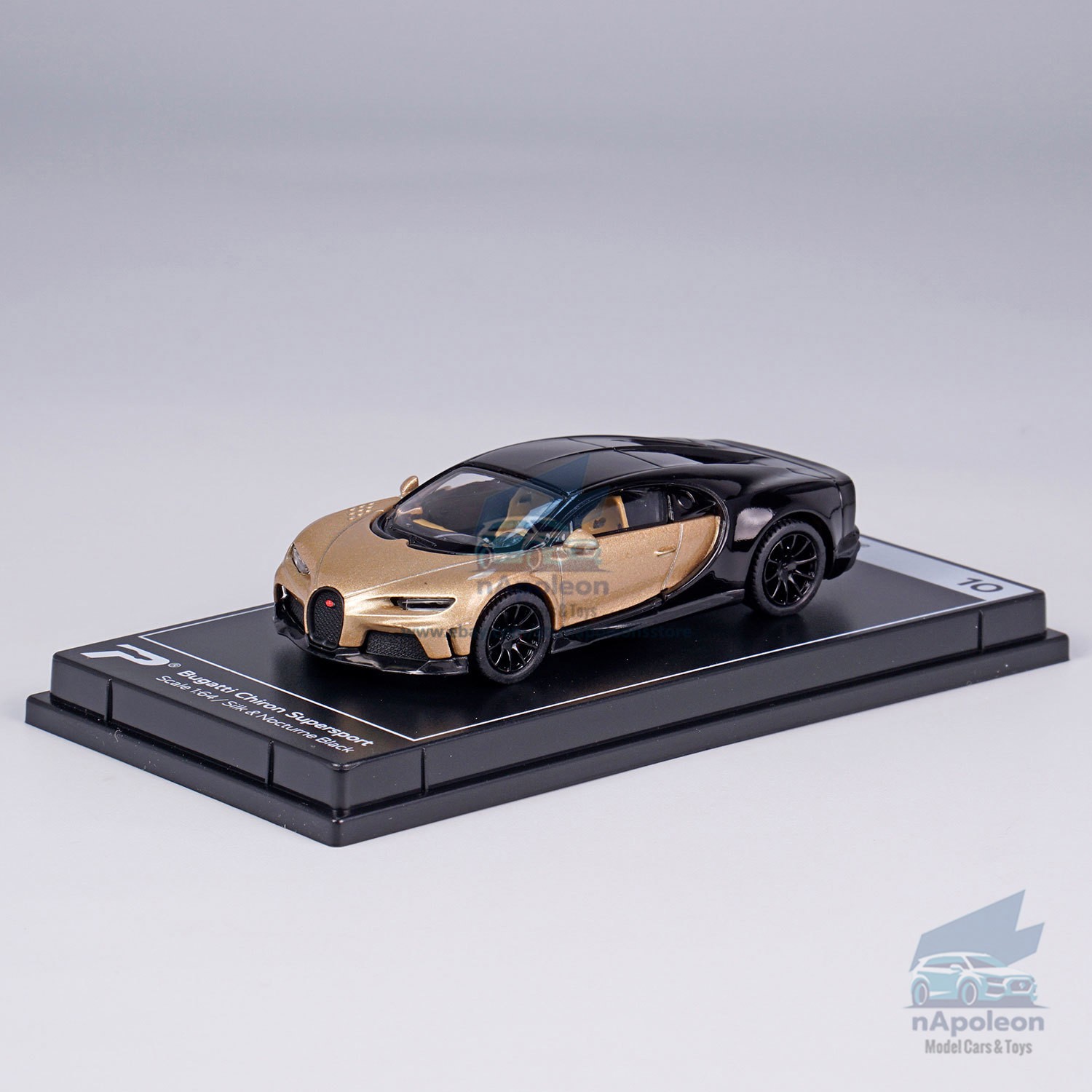 1:64 Bugatti Chiron Supersport Model Car Diecast Vehicle Collection Gift Gold