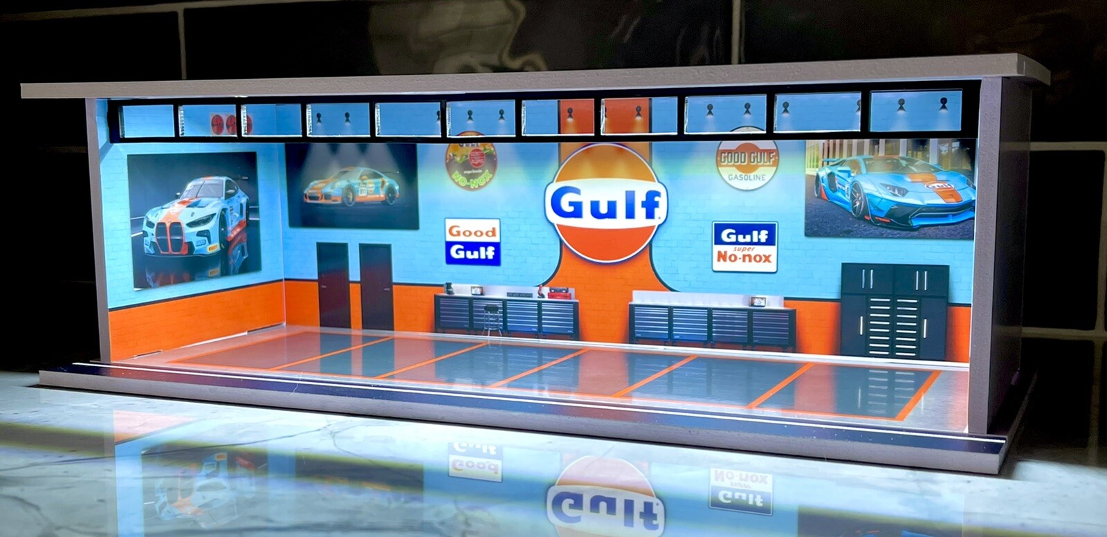 CUSTOM Gulf Interior Garage Theme 1/64 Scale Garage Diorama with LED Lighting!