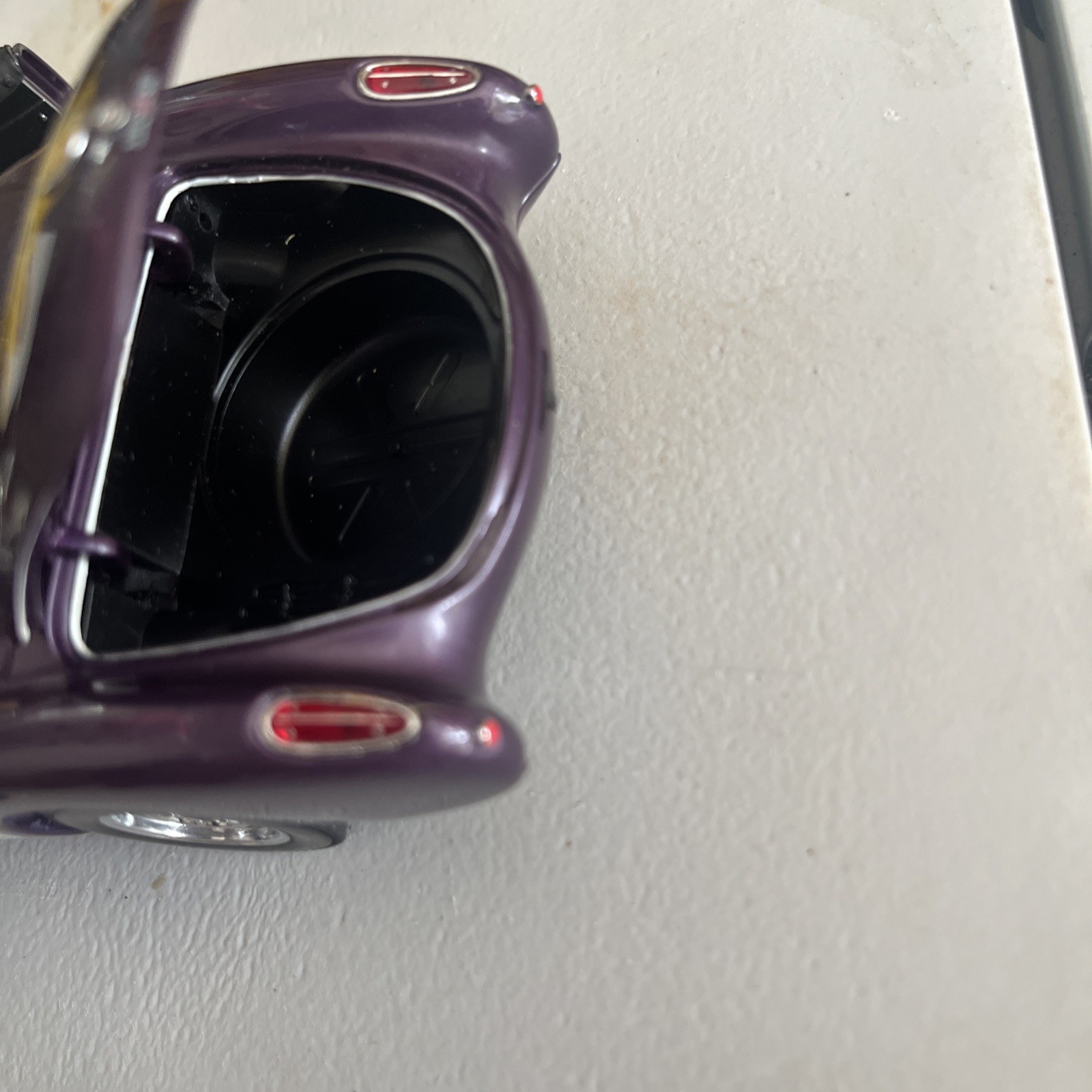 Danbury Mint 1:24 1959 Chevrolet Corvette Purple People Eater MK III Jim Jefford
