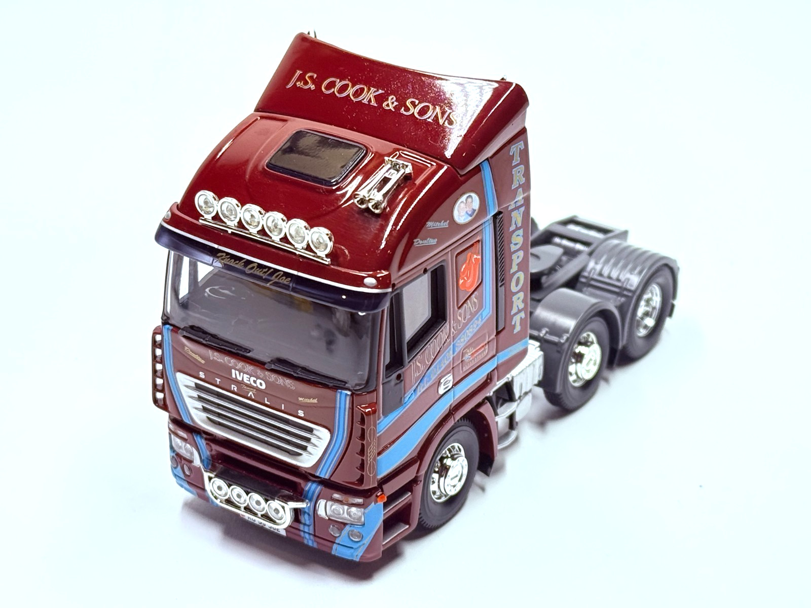 CORGI IVECO STRALIS TRACTOR UNIT MODEL ONLY J.S. COOK & SONS 1:50 SCALE CC15004