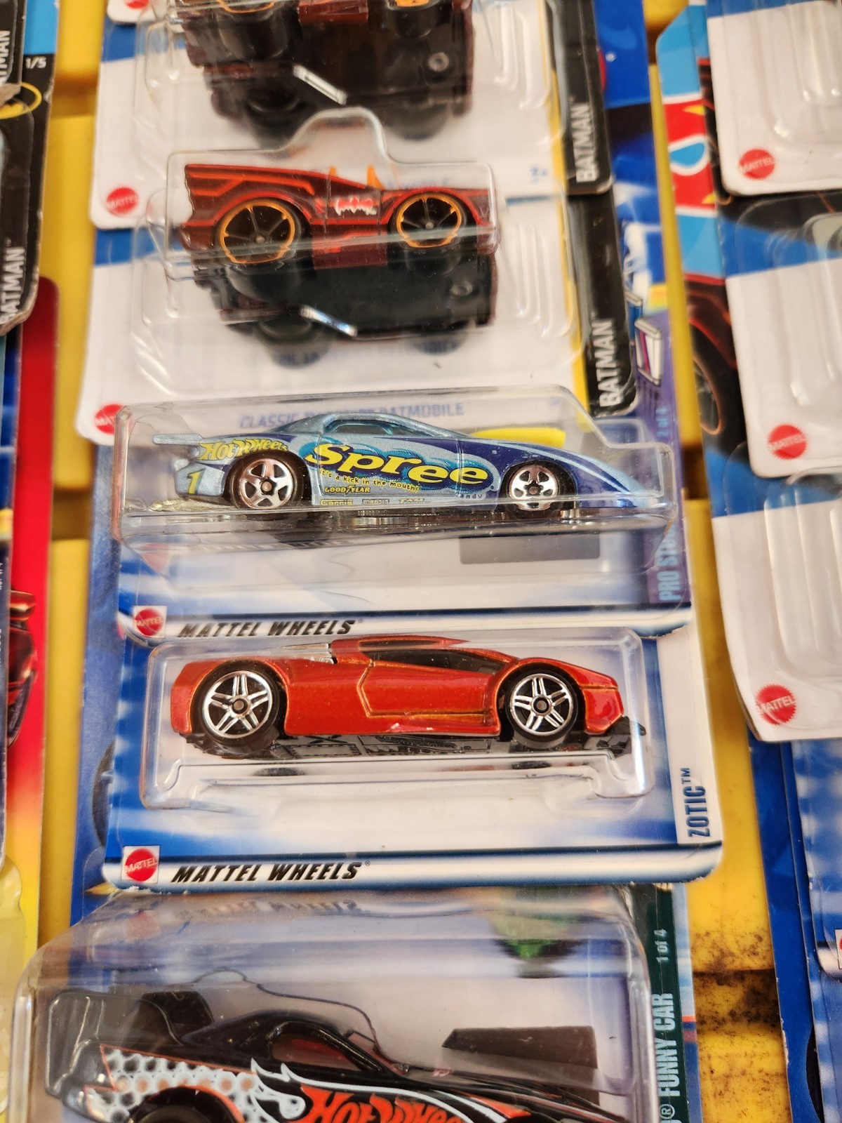 Hot Wheels Lot of 25 Diecast Cars Mixed Collection NOC